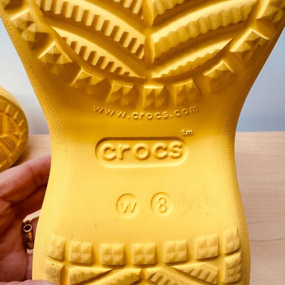 Crocs Classic Bae Platform Clogs, Women's Size 8, Slip-On Comfort Yellow Gold - Picture 6 of 10